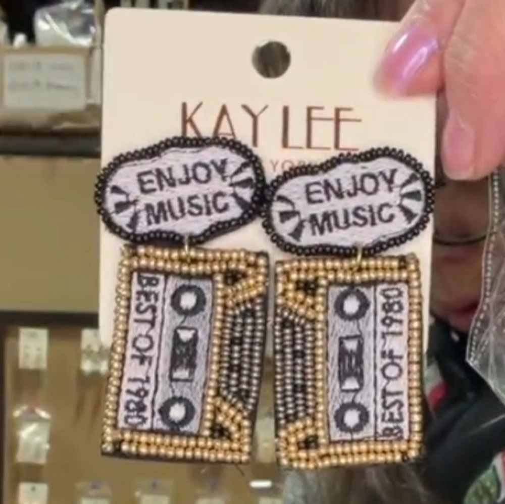 Kay Lee Beaded Music Earrings - Picture 2 of 2
